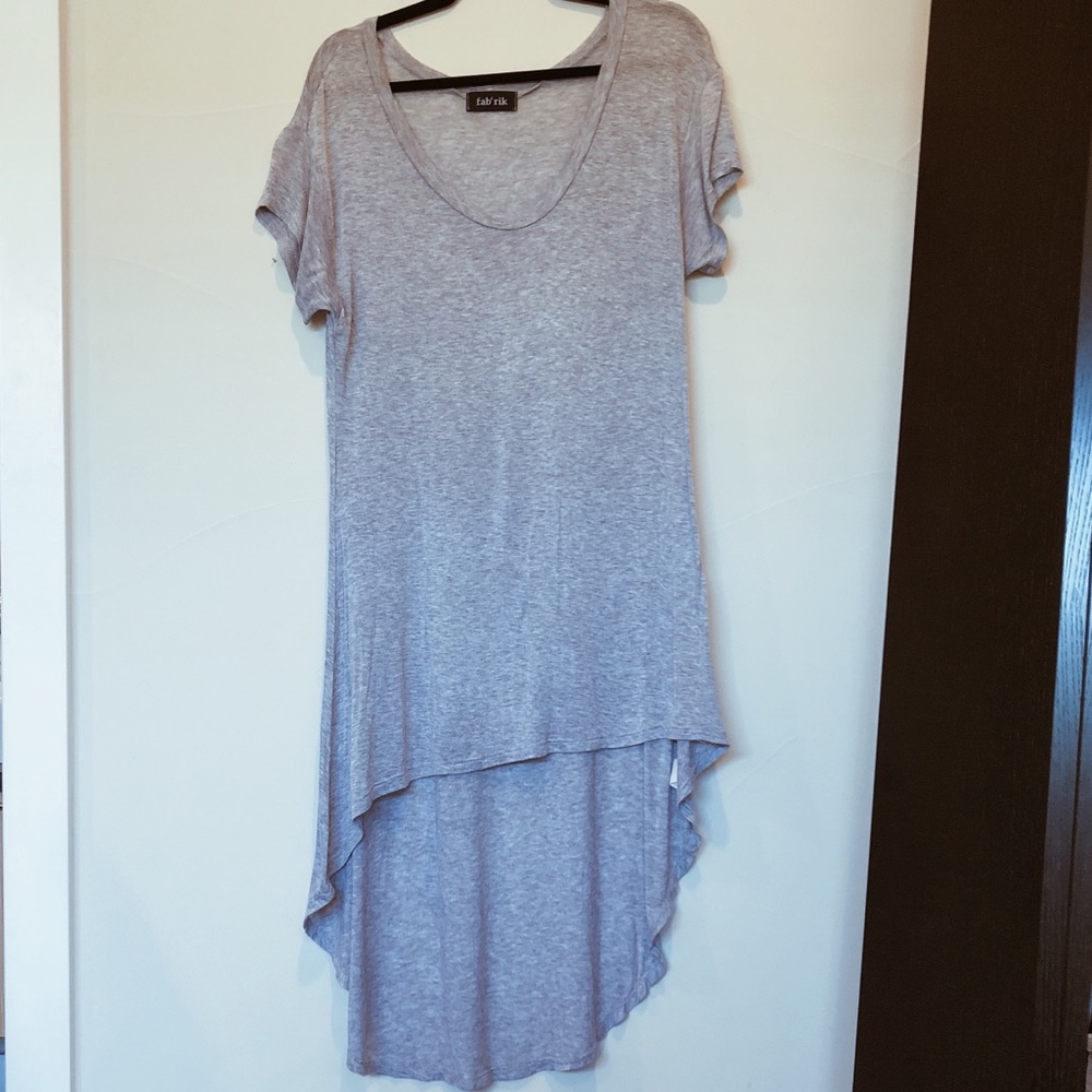 Short sleeve grey shirt